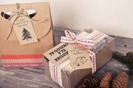 Бирка с логотипом на коробку